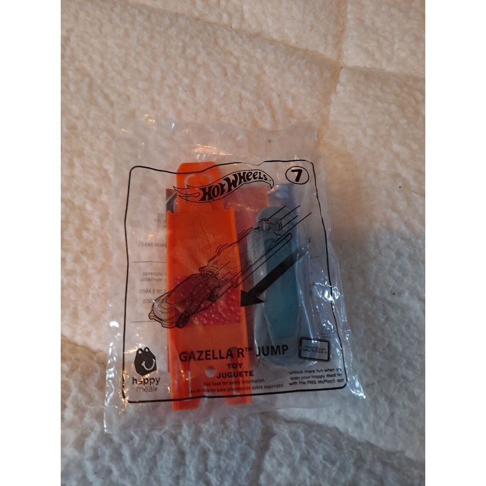 Hot Wheels #7/McDonald's Happy Meal Toy 2019/GazellaR With‎ Jump Track/Bagged
